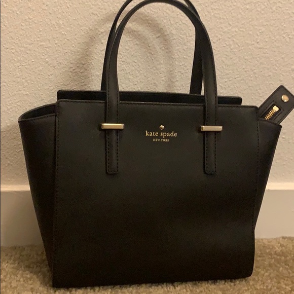 kate spade Handbags - Kate Spade Purse